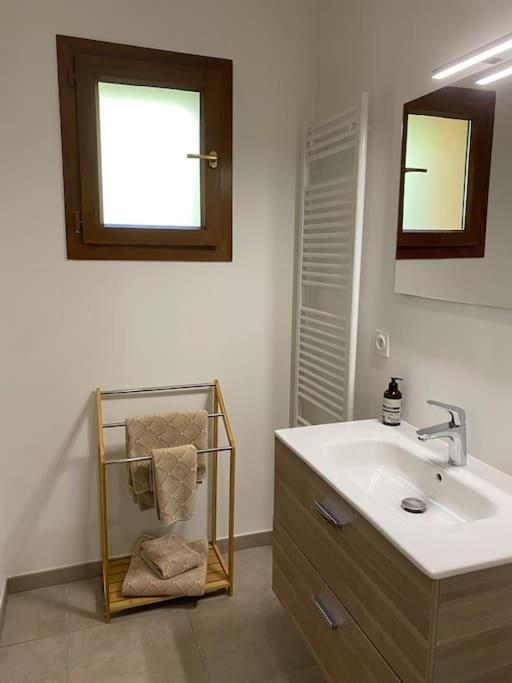Gorgeous 2 Bedroom, 2 Full Bath, Ski In Apartment! Winner Of 2025 And 2024 Traveller Award! Morzine Εξωτερικό φωτογραφία